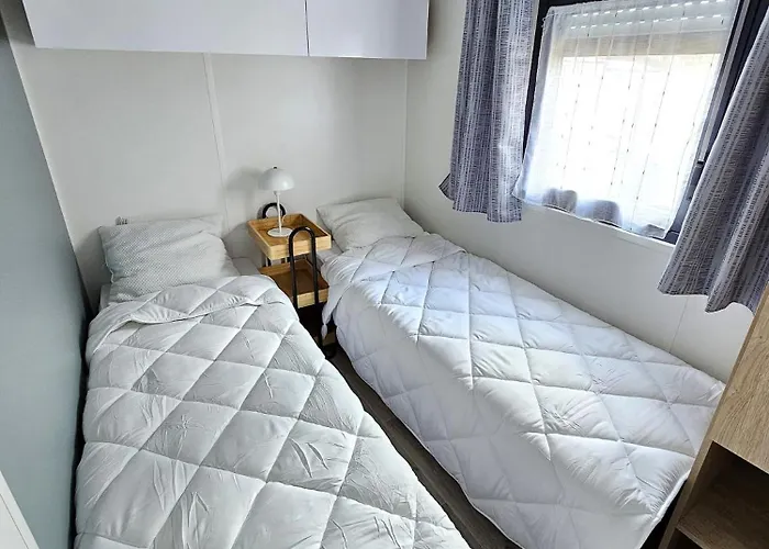 Mobile Pins-sable Et Eau Feriehus Herm