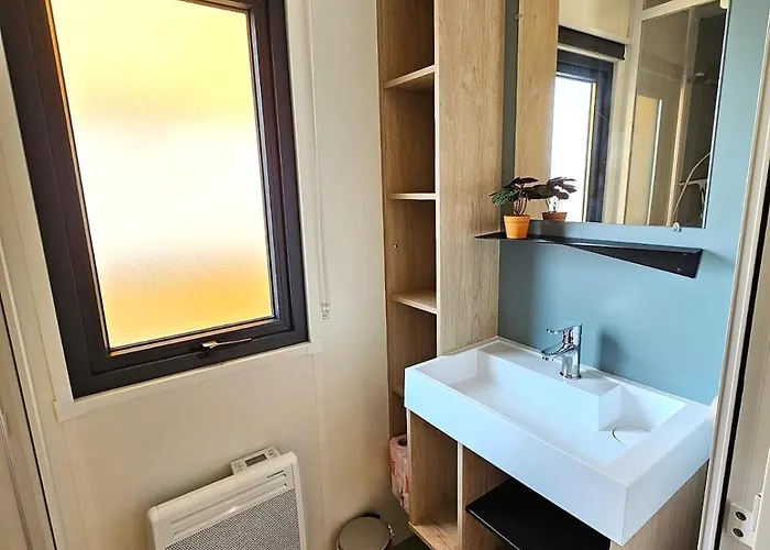 Mobile Pins-sable Et Eau * Herm