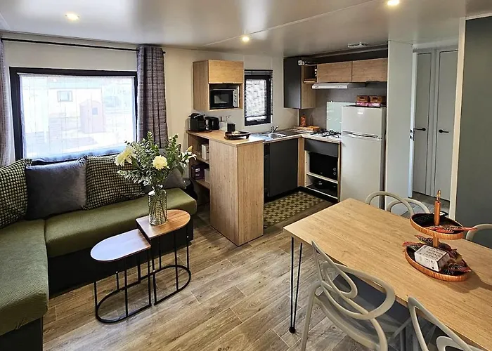 Mobile Pins-sable Et Eau * Herm